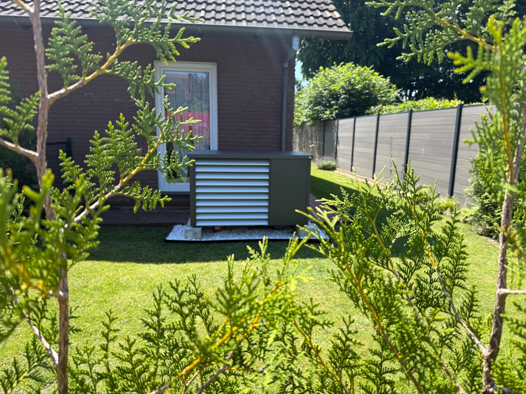 iDM Wärmepumpe statt eine defekte Gasheizung in Nortmoor 1